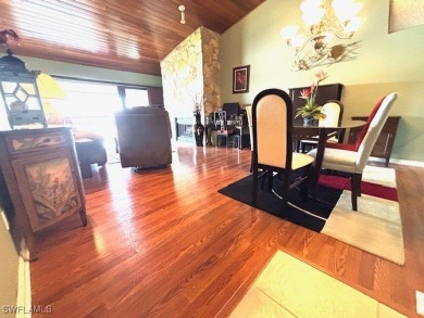 THE FOREST COUNTRY CLUB! Partridge Place-- GREAT STARTER OR on The Forest Country Club in Florida - for sale on GolfHomes.com, golf home, golf lot
