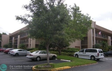 ***JUST LISTED****55+ COMMUNITY, THIS UNIT HAS IT ALL, ON THE on Sunrise Lakes Phase IV Golf Course in Florida - for sale on GolfHomes.com, golf home, golf lot