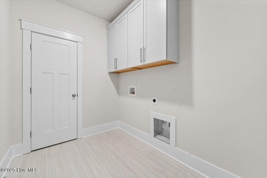 Luxurious Living in the Gated Community of Appleton South within on Kings Grant Golf and Country Club in North Carolina - for sale on GolfHomes.com, golf home, golf lot