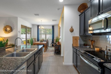 Beautiful Hernando Oaks Golf and Country Club. 2 bedroom plus a on Hernando Oaks Golf and Country Club in Florida - for sale on GolfHomes.com, golf home, golf lot