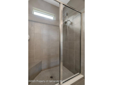 Beautiful Hernando Oaks Golf and Country Club. 2 bedroom plus a on Hernando Oaks Golf and Country Club in Florida - for sale on GolfHomes.com, golf home, golf lot