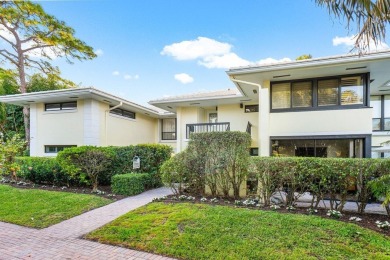 Breathtaking lake and golf course views. Step into this on Quail Ridge Golf Course and Country Club in Florida - for sale on GolfHomes.com, golf home, golf lot