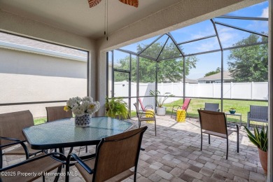 Beautiful Hernando Oaks Golf and Country Club. 2 bedroom plus a on Hernando Oaks Golf and Country Club in Florida - for sale on GolfHomes.com, golf home, golf lot