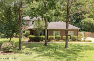 Please come view this spacious 4-Bedroom, 3.5-bath home with on Castlewoods Golf Club in Mississippi - for sale on GolfHomes.com, golf home, golf lot