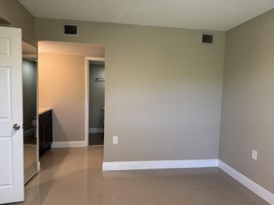 Newly renovated condo for sale, Bright and spacious unit, golf on Bear Lakes Country Club in Florida - for sale on GolfHomes.com, golf home, golf lot