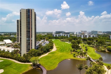 Gorgeous apartment 2-2, on the Aventura Golf Course, total on Turnberry Isle Resort and Club in Florida - for sale on GolfHomes.com, golf home, golf lot