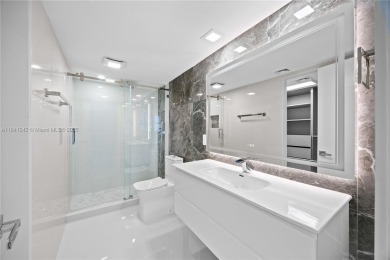 Gorgeous apartment 2-2, on the Aventura Golf Course, total on Turnberry Isle Resort and Club in Florida - for sale on GolfHomes.com, golf home, golf lot