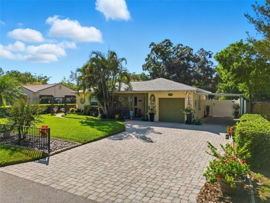 Under contract-accepting backup offers. GOLFLAND OF TAMPA'S on Babe Zaharias Golf Course in Florida - for sale on GolfHomes.com, golf home, golf lot