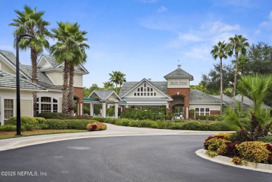 Charming, move-in ready home in the heart of Fleming Island's on Eagle Harbor Golf Club in Florida - for sale on GolfHomes.com, golf home, golf lot
