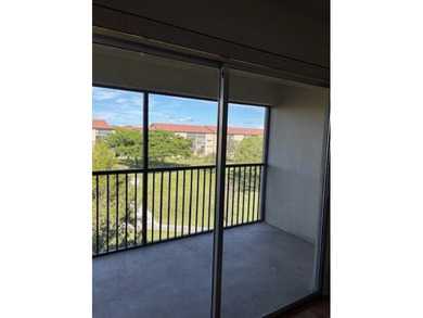 INVESTORS' DREAM - NO RENTAL WAITING PERIOD! Spacious 2BR/2BA, 1 on Flamingo Lakes Country Club in Florida - for sale on GolfHomes.com, golf home, golf lot
