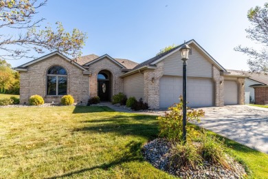 Come see an Incredible Former Model Home in Eagle Glen Golf on Eagle Glen Golf Club in Indiana - for sale on GolfHomes.com, golf home, golf lot