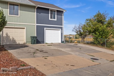 349 Westhills Loop, Gillette, WY is a fantastic corner lot on Bell Nob Golf Course in Wyoming - for sale on GolfHomes.com, golf home, golf lot