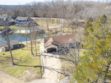 WOW -- Rare Lakefront Opportunity on a Private Cul-de-sac on 1/2 on Raintree Country Club in Missouri - for sale on GolfHomes.com, golf home, golf lot