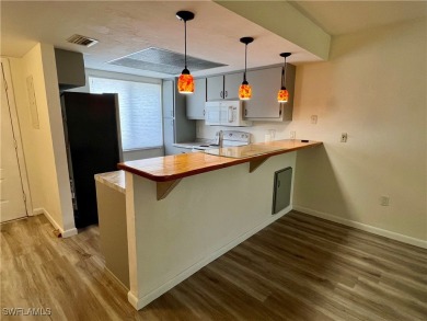 Ground floor 2-bedroom, 2-bathroom condo in Golfview Manor, a on Lehigh Resort Club in Florida - for sale on GolfHomes.com, golf home, golf lot