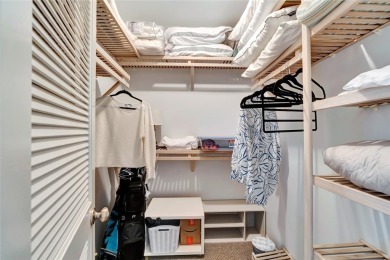 LOOK NO FURTHER! TURNKEY! This stunning 2 bedroom, 2 bathroom on Oak Harbor Country Club in Florida - for sale on GolfHomes.com, golf home, golf lot