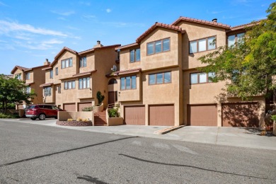 Come see this townhome with personality for days! Located in the on Tiara Rado Golf Course in Colorado - for sale on GolfHomes.com, golf home, golf lot