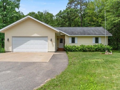 *Welcome to this stunning one-level home, where modern elegance on Deacons Lodge Golf Course in Minnesota - for sale on GolfHomes.com, golf home, golf lot