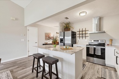 Move-in Ready! Beautifully remodeled 2-bedroom, 2-bath villa on on Capri Isle Golf Club in Florida - for sale on GolfHomes.com, golf home, golf lot