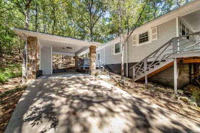 This home is currently rented.  Please call listing agent for on Indian Hills Country Club in Arkansas - for sale on GolfHomes.com, golf home, golf lot