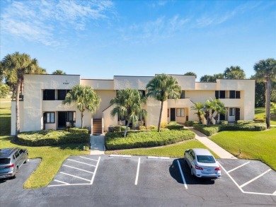 Beautifully renovated 2-bedroom, 2-bathroom condo located on the on Heritage Ridge Golf Club in Florida - for sale on GolfHomes.com, golf home, golf lot