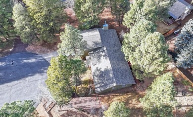 Pinetop Lakes Country club cabin.  Sits on a large cul de sac on Pinetop Lakes Golf and Country Club in Arizona - for sale on GolfHomes.com, golf home, golf lot