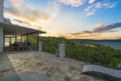 LIVE ABOVE IT ALL at the Crown Jewel of Table Rock Lake!Welcome on Kimberling City Golf Club in Missouri - for sale on GolfHomes.com, golf home, golf lot