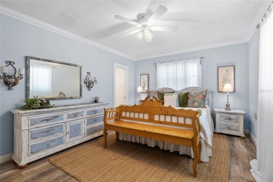 Location, location, location! This charming 2-bedroom on The Renaisssance Vinoy Golf Club in Florida - for sale on GolfHomes.com, golf home, golf lot