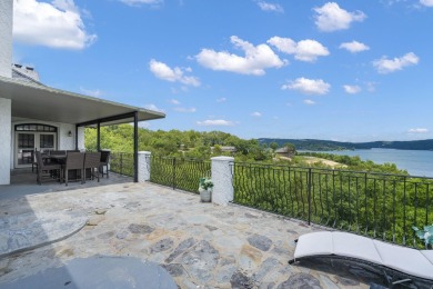 LIVE ABOVE IT ALL at the Crown Jewel of Table Rock Lake!Welcome on Kimberling City Golf Club in Missouri - for sale on GolfHomes.com, golf home, golf lot