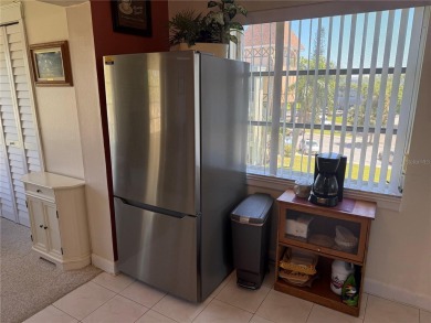 LIGHT AND BRIGHT! 3RD FLOOR, END UNIT WITH PRIME LOCATION! on On Top Of The World Golf Course in Florida - for sale on GolfHomes.com, golf home, golf lot