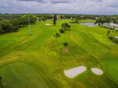 LIGHT AND BRIGHT! 3RD FLOOR, END UNIT WITH PRIME LOCATION! on On Top Of The World Golf Course in Florida - for sale on GolfHomes.com, golf home, golf lot