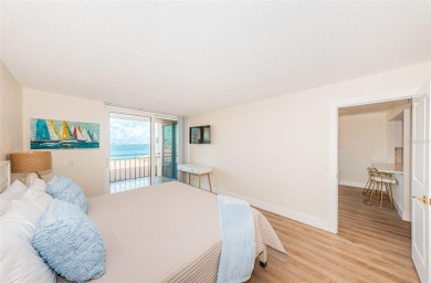 Stunning Condo @ Isla Del Sol with Dual-Purpose Investment: Your on Isla Del Sol Yacht and Country Club in Florida - for sale on GolfHomes.com, golf home, golf lot