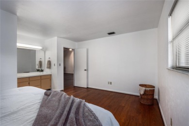 Enjoy comfort and convenience in this freshly painted 2-bedroom on Turkey Creek Golf and Country Club in Florida - for sale on GolfHomes.com, golf home, golf lot