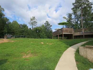 Beautiful home that is only 5 years old but looks brand new! on Lakeview Country Club in Alabama - for sale on GolfHomes.com, golf home, golf lot