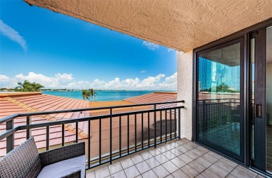 Stunning Condo @ Isla Del Sol with Dual-Purpose Investment: Your on Isla Del Sol Yacht and Country Club in Florida - for sale on GolfHomes.com, golf home, golf lot