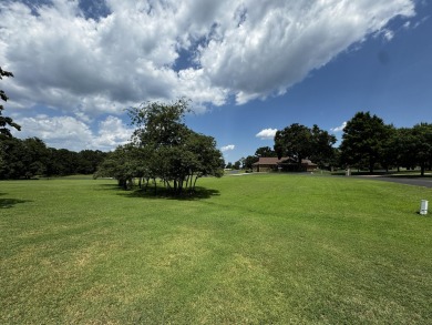 Looking for a large lot with lake access?? This is THE ONE! With on The Coves Golf Course in Oklahoma - for sale on GolfHomes.com, golf home, golf lot