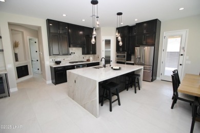 When extreme is an understatement, Stroke is your HOME!  Golf on London Bridge Golf Course in Arizona - for sale on GolfHomes.com, golf home, golf lot