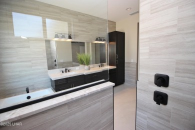 When extreme is an understatement, Stroke is your HOME!  Golf on London Bridge Golf Course in Arizona - for sale on GolfHomes.com, golf home, golf lot