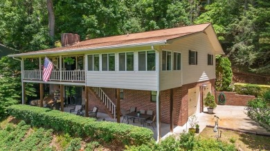 Charming 2 bed, 3 bath home in a peaceful gated golf course on Mill Creek Country Club in North Carolina - for sale on GolfHomes.com, golf home, golf lot