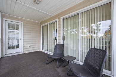 Welcome to this spacious 2 bed, 2 bath condo located in the on  in South Carolina - for sale on GolfHomes.com, golf home, golf lot