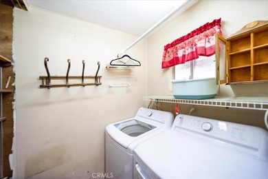 HUGE PRICE IMPROVEMENT!! Welcome to your own slice of paradise on Hemet West Mobile Estates in California - for sale on GolfHomes.com, golf home, golf lot