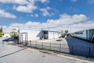 HUGE PRICE IMPROVEMENT!! Welcome to your own slice of paradise on Hemet West Mobile Estates in California - for sale on GolfHomes.com, golf home, golf lot