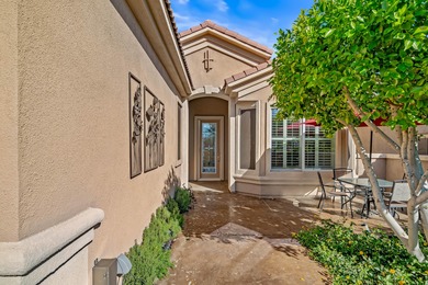 Move-in ready home in Heritage Palms. Featuring a large usable on Heritage Palms Golf Club in California - for sale on GolfHomes.com, golf home, golf lot