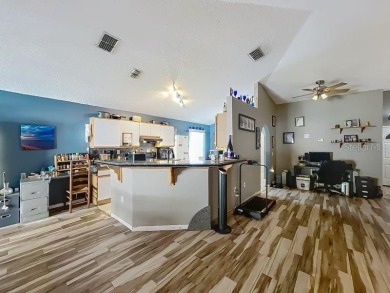 Seller is offering a credit at closing to help cover the cost of on Mayfair Country Club in Florida - for sale on GolfHomes.com, golf home, golf lot