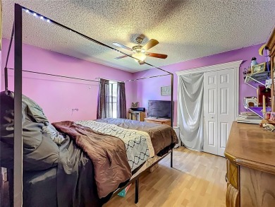 Seller is offering a credit at closing to help cover the cost of on Mayfair Country Club in Florida - for sale on GolfHomes.com, golf home, golf lot
