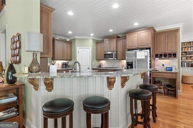 Charming Home in Reynolds Great Waters - Cul-de-Sac Location on Great Waters Course At Reynolds Plantation in Georgia - for sale on GolfHomes.com, golf home, golf lot