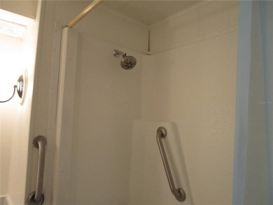 ***Seller is motivated/looking for offers****55+ community with on Brookridge Country Club in Florida - for sale on GolfHomes.com, golf home, golf lot