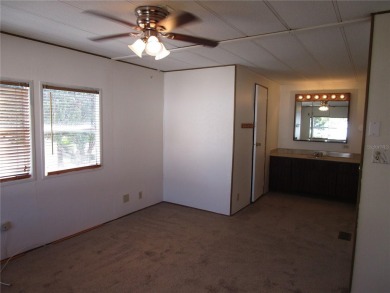 ***Seller is motivated/looking for offers****55+ community with on Brookridge Country Club in Florida - for sale on GolfHomes.com, golf home, golf lot