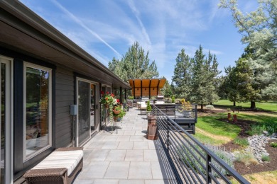 Beautifully updated single-story custom home on the 13th tee box on Eagle Crest Golf Resort - Resort Course in Oregon - for sale on GolfHomes.com, golf home, golf lot