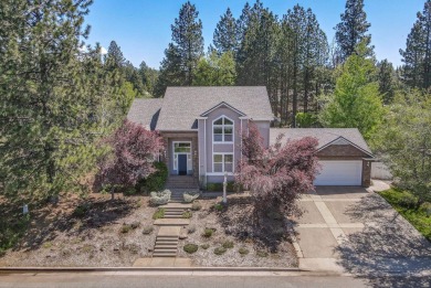 GORGEOUS CUSTOM HOME CLOSE TO EVERYTHING! This stately home on Mount Shasta Resort in California - for sale on GolfHomes.com, golf home, golf lot