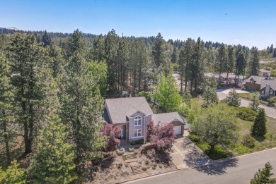 GORGEOUS CUSTOM HOME CLOSE TO EVERYTHING! This stately home on Mount Shasta Resort in California - for sale on GolfHomes.com, golf home, golf lot